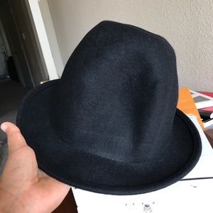 pharrell newsboy cap
